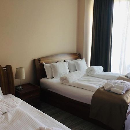 Hotel Lazi Kobuleti Exteriör bild