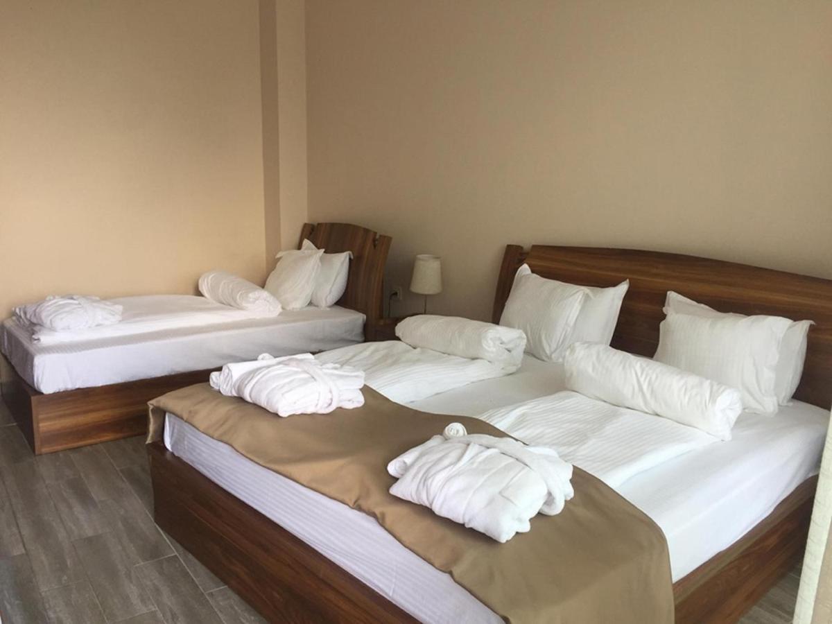 Hotel Lazi Kobuleti Exteriör bild